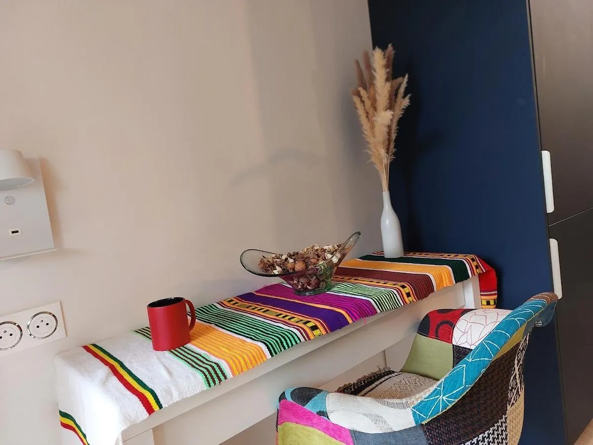 Apartment Bagatelle Studio 3Etoiles Rez De Jardin Axelle Locappart Mandelieu-la-Napoule